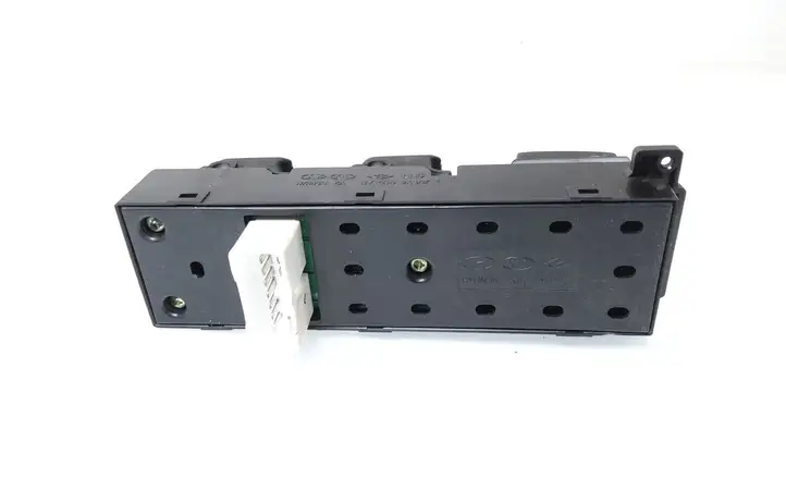 Hyundai Santa Fe (2005 - 2009) 935702B000 Блок кнопок стеклоподъемников — фото 3