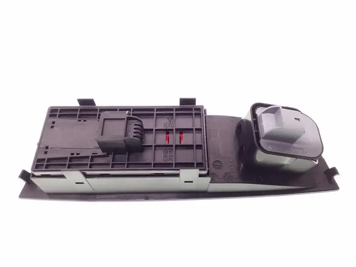 Audi A1 (2010 - 2014) 8E0959565 Кнопка стеклоподъемников — фото 3