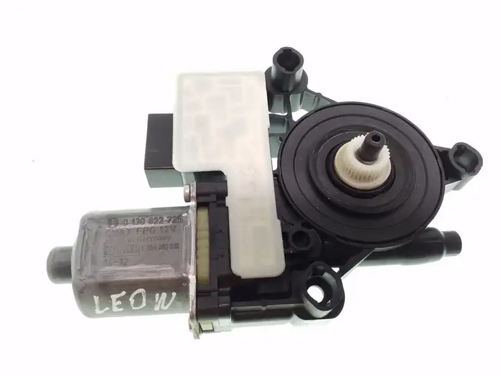 Seat Leon (5F) (2012 - 2019) 5Q0959811A Стеклоподъемник задней двери — фото 2