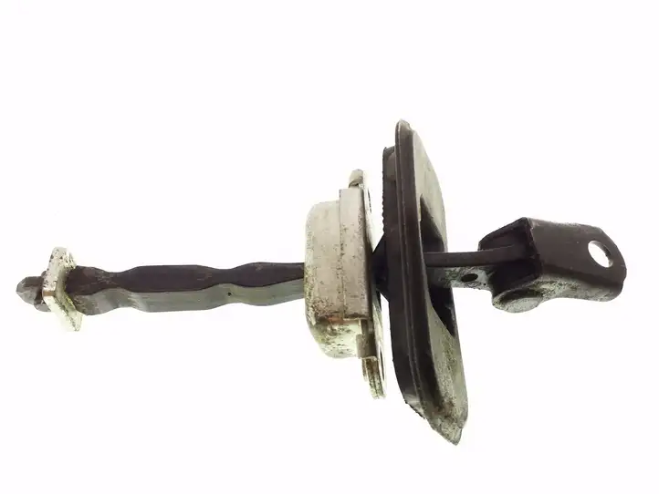 Nissan Qashqai (2006 - 2010) Ограничитель задней двери — фото 1
