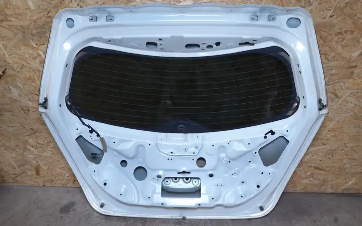 Nissan Leaf I (ZE0) (2010 - 2017) Крышка багажника — фото 2