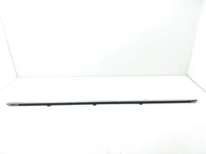 Chevrolet Epica (2006 - 2009) Накладка стекла задней двери — фото 1