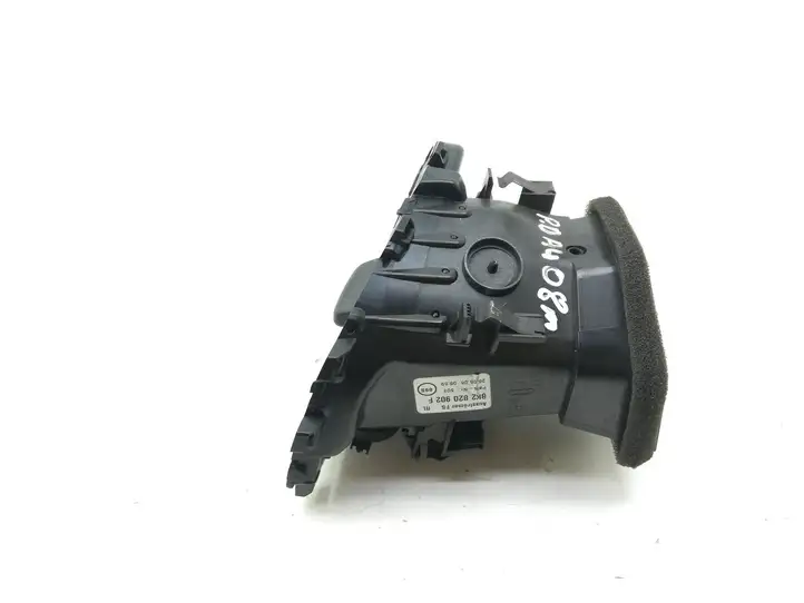 Audi A4 S4 B8 8K (2007 - 2011) 8K2820902F Боковой воздушный дефлектор — фото 3