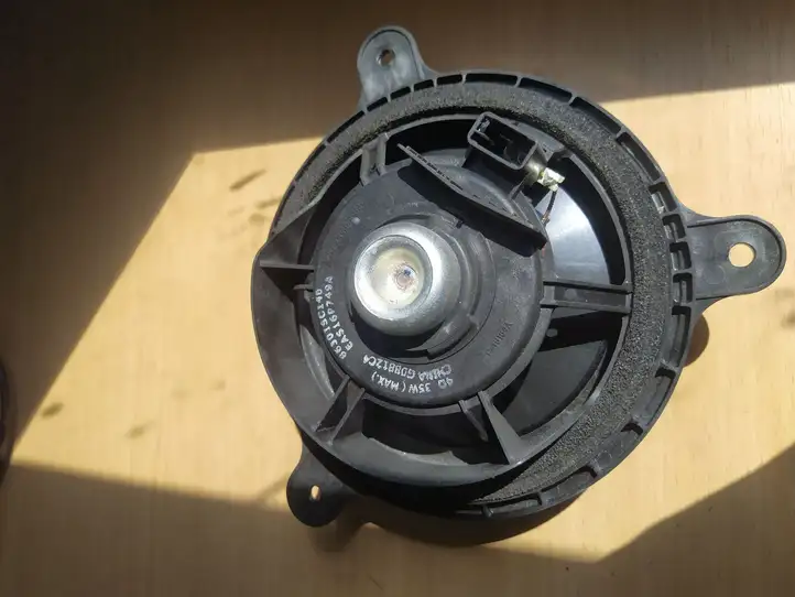 Subaru Forester SH (2008 - 2013) 86301SC140 Накладка динамика задней двери — фото 2