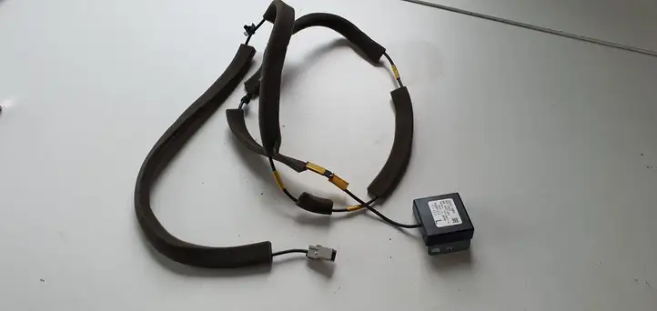 Nissan Murano Z51 (2009 - 2016) GPS антенна — фото 3