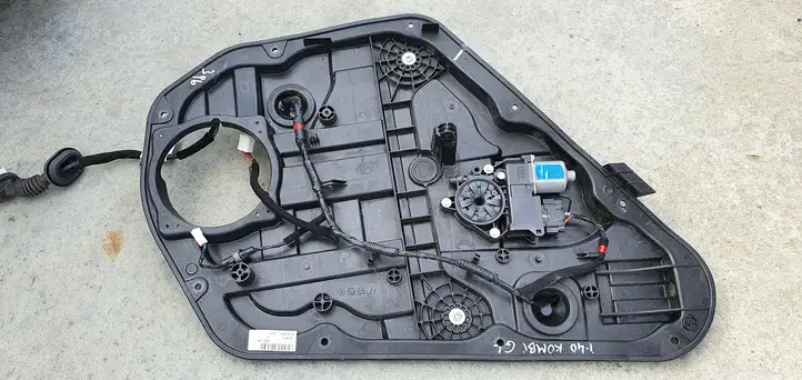 Hyundai i40 (2011 - ) Стеклоподъемник передней двери (комплект) — фото 1