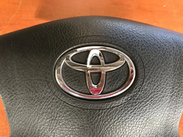 Toyota Avensis T250 (2003 - 2006) 4513005112 Подушка безопасности руля — фото 6