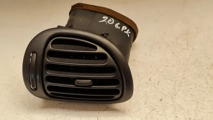 Peugeot 206 (1998 - 2012) 9632184877 Боковой воздушный дефлектор — фото 1