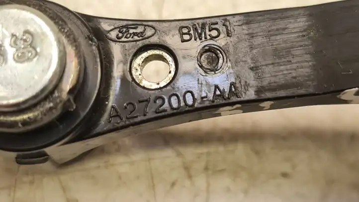Ford Focus (2015 - 2019) BM51A27200AA Ограничитель задней двери — фото 3