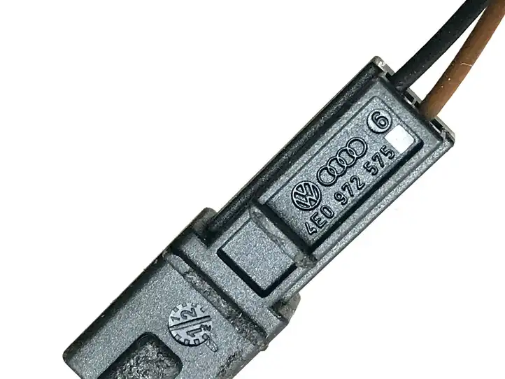 Audi A6 C7 (2011 - 2014) 4G0947094 Другая деталь консоли (туннеля) — фото 2
