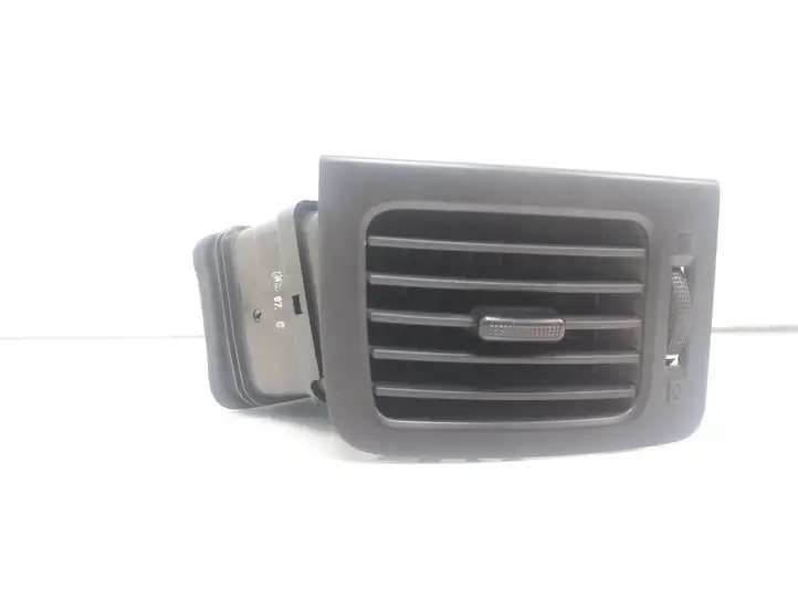 Hyundai H-1, Starex, Satellite (2007 - 2013) 4H97490000 Боковой воздушный дефлектор — фото 1