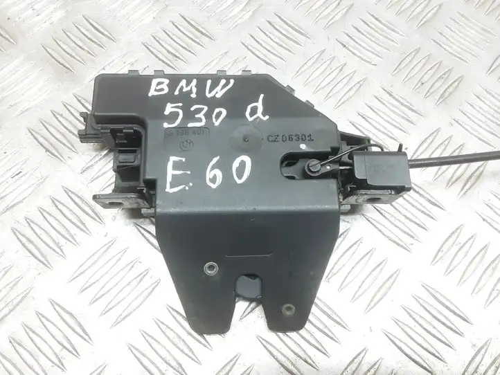 BMW 5 E60 E61 (2004 - 2010) 8196401 Замок крышки багажника — фото 3