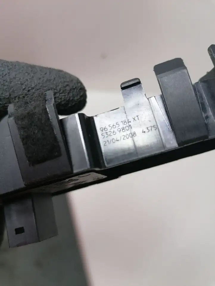 Citroen C5 (2008 - 2017) 96565184XT Кнопка стеклоподъемников — фото 2