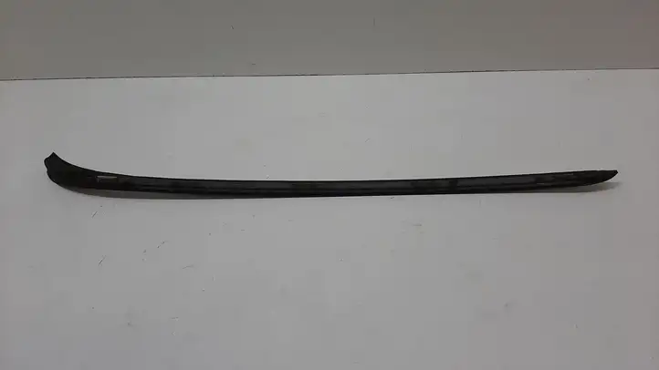 BMW 3 E90 E91 (2005 - 2012) 7179264 Накладка стоек лобового стекла — фото 2