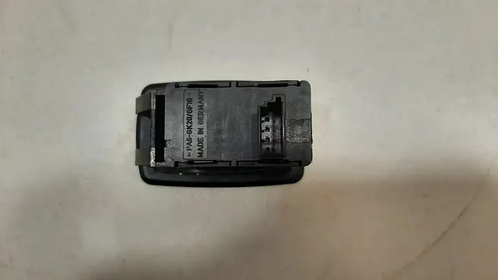 BMW 3 E90 E91 (2005 - 2012) 6945874 Кнопка стеклоподъемников — фото 2