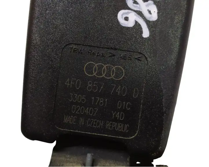 Audi A6 S6 C6 4F (2004 - 2008) 4F0857740D Замок заднего ремня — фото 4