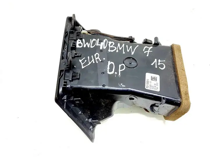 BMW 7 F01 (2008 - 2016) F5911585810 Боковой воздушный дефлектор — фото 2
