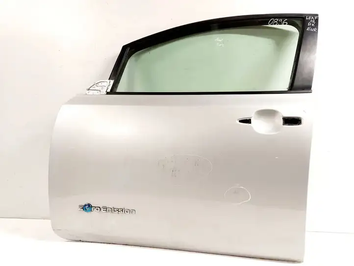 Nissan Leaf I (ZE0) (2010 - 2017) Дверь — фото 4