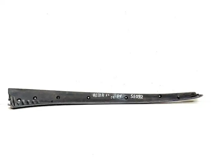 Seat Altea XL (2004 - 2015) 5P0854319D Накладка стоек лобового стекла — фото 3