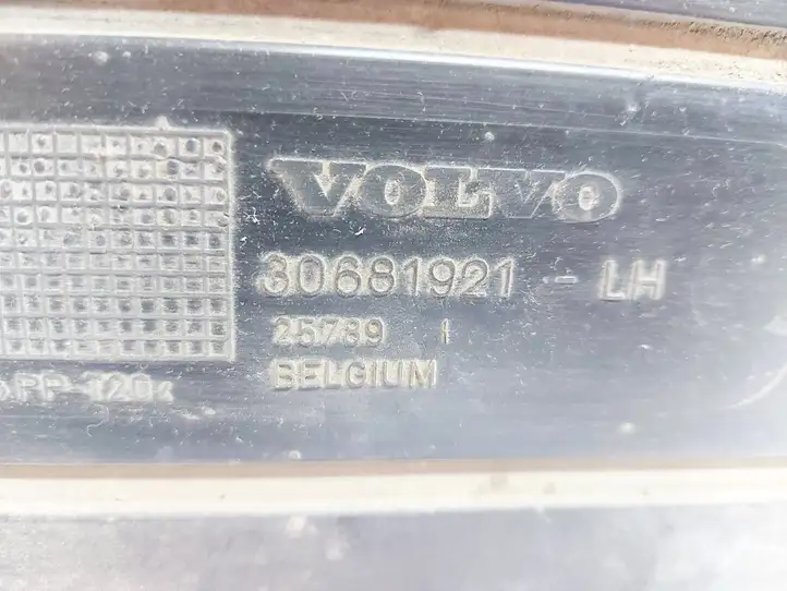 Volvo C70 (2005 - 2009) 30681921 Защита днища задней части — фото 4