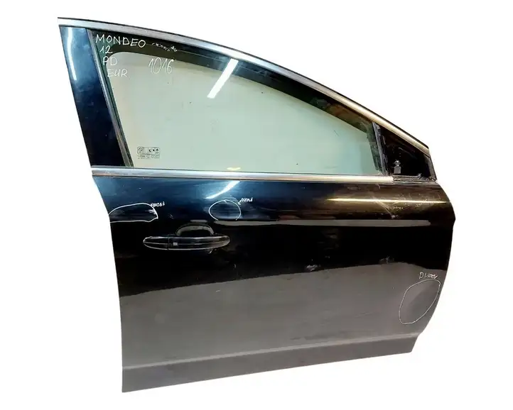 Ford Mondeo MK IV (2007 - 2014) Дверь — фото 1
