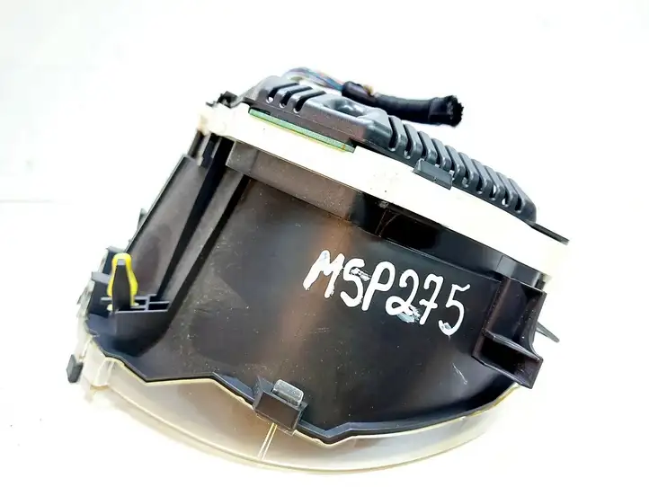 Toyota Yaris (2009 - 2012) 838000DP60 Спидометр — фото 5