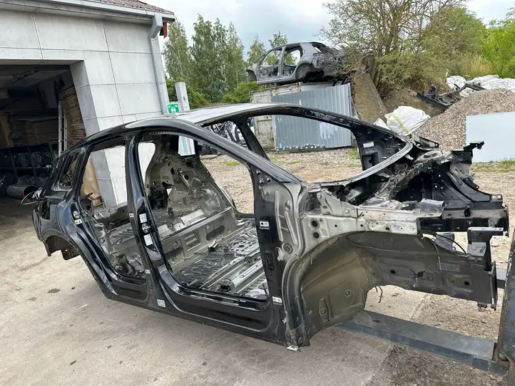 Audi Q4 Sportback e-tron (2021 - ) Кузов — фото 2