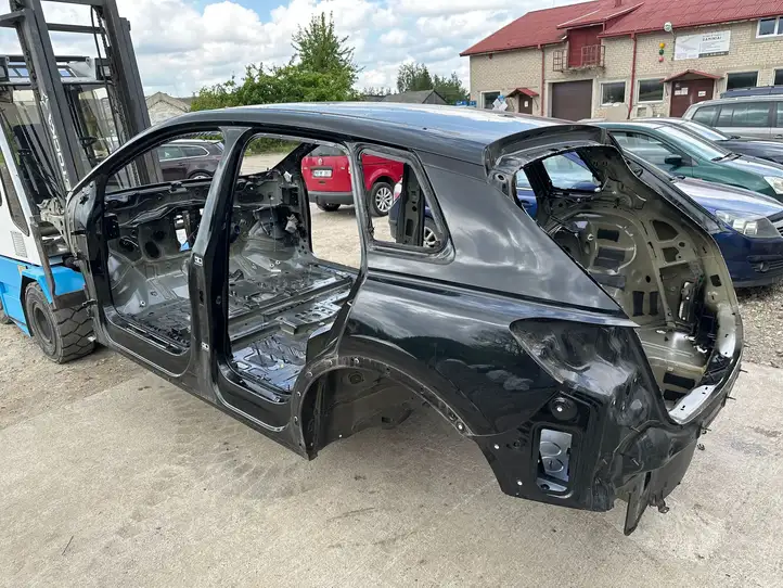 Audi Q4 Sportback e-tron (2021 - ) Кузов — фото 7
