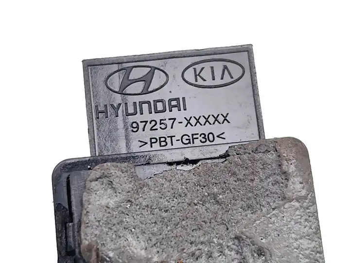 Hyundai Kona II 97257-XXXX Датчик света — фото 7