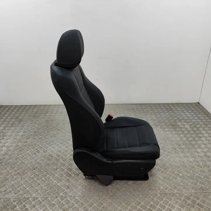 Mercedes-Benz GLE W167 (2019 - ) A0009103311 Переднее сиденье пассажира — фото 2