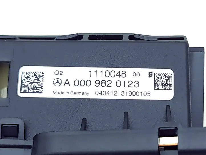 Mercedes-Benz ML W166 A0009820123 Реле защиты аккумулятора — фото 8