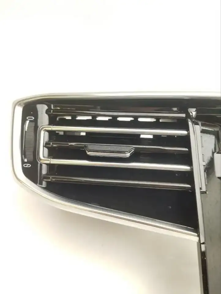 Jeep Grand Wagoneer (2021 - ) 7DM761X8AC Боковой воздушный дефлектор — фото 4
