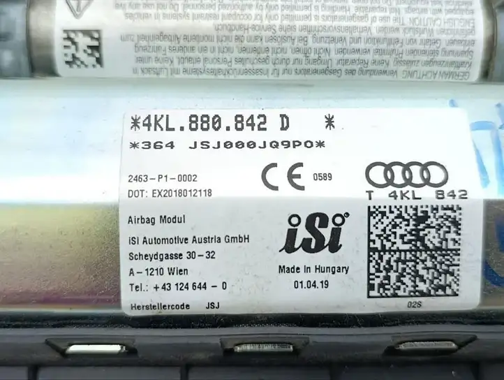 Audi e-tron (2018 - ) 4KL880842D Коленная подушка безопасности — фото 7