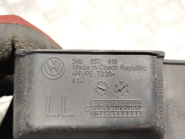 Volkswagen Tiguan (2011 - 2016) 5NB857919 Вещевой ящик — фото 2