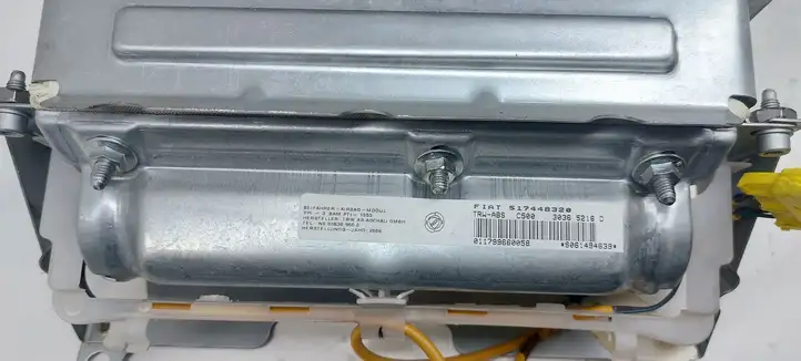 Fiat Croma (2005 - 2011) 517448320 Подушка безопасности пассажира — фото 4
