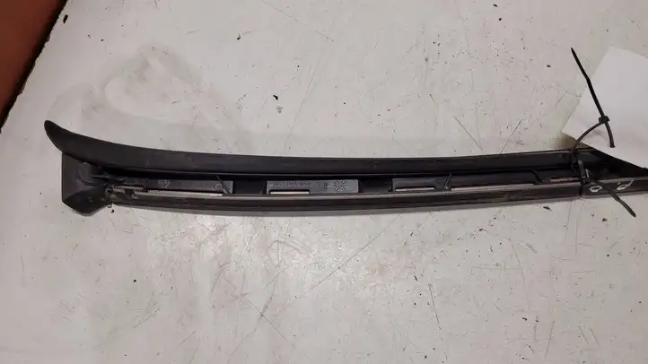 Mercedes-Benz C W204 (2007 - 2014) 0800023 Накладка стоек лобового стекла — фото 6
