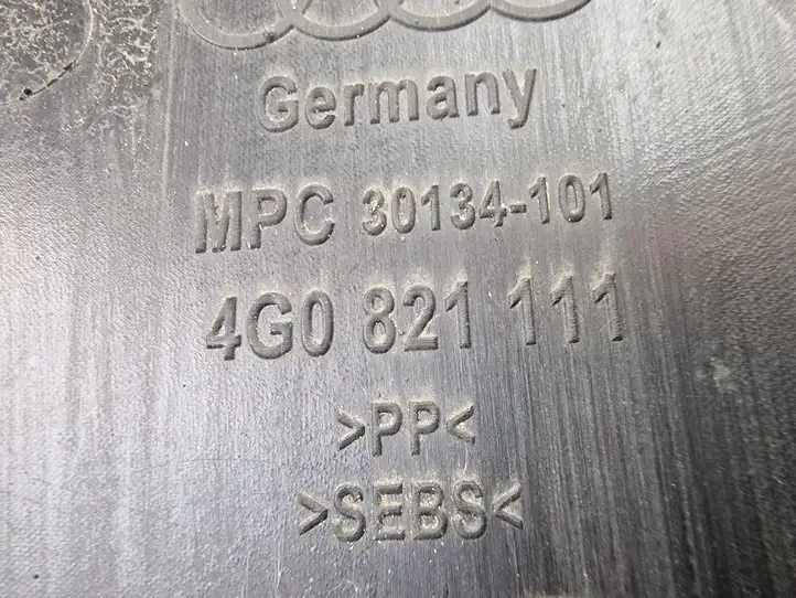 Audi A6 C7 (2011 - 2014) 4G0821111 Накладка крыла — фото 3
