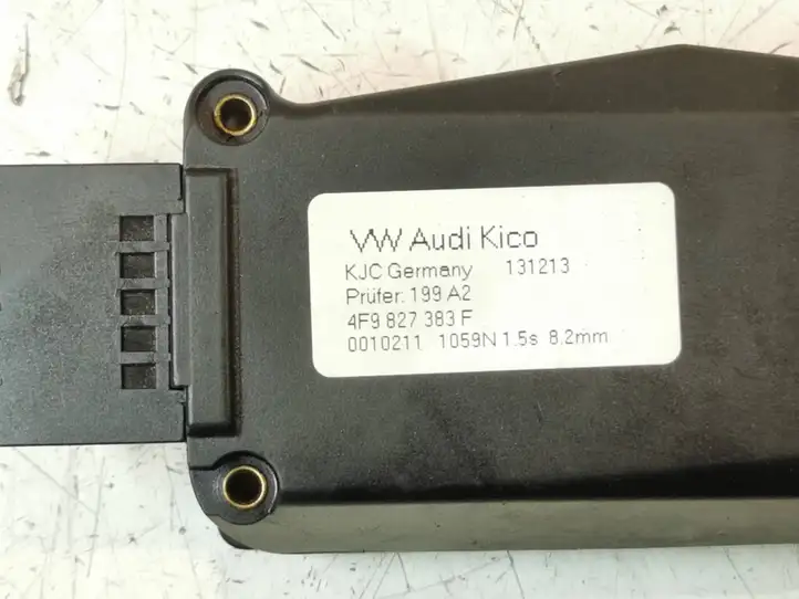Audi A6 S6 C6 4F (2008 - 2011) 4F9827383F Доводчик крышки багажника — фото 2