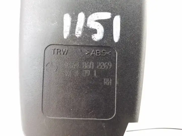 Mercedes-Benz GL X164 (2006 - 2012) A1648602269 Замок заднего ремня — фото 3