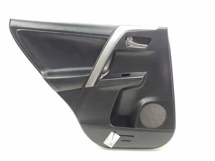 Toyota RAV 4 (XA40) (2012 - 2018) 6764042611C2 Обшивка задней двери — фото 1