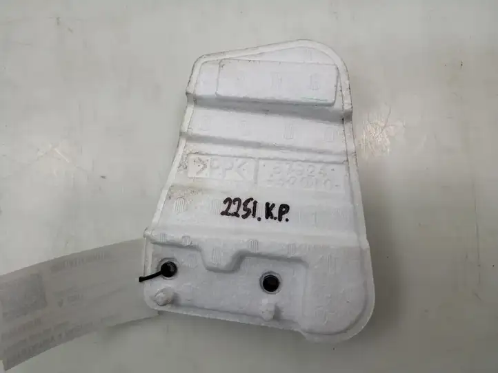 Toyota RAV 4 (XA40) (2012 - 2018) 6792442010 Прочая отделка передней двери — фото 1