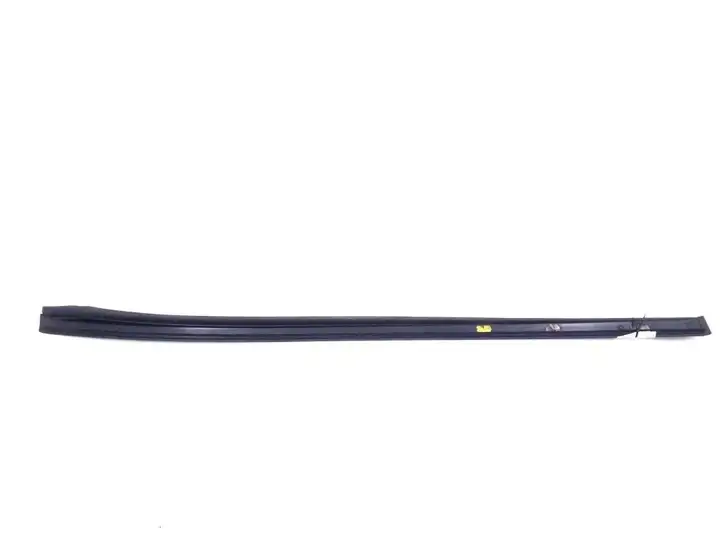 Mercedes-Benz R W251 (2005 - 2013) A2516905062 Накладка стоек лобового стекла — фото 3
