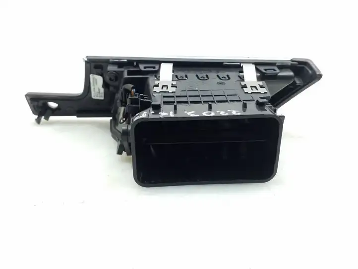 Mercedes-Benz E W212 (2009 - 2016) A2128300154 Боковой воздушный дефлектор — фото 2
