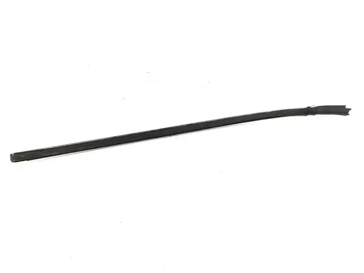 Mercedes-Benz E W211 (2002 - 2009) A2116909262 Накладка стоек лобового стекла — фото 3