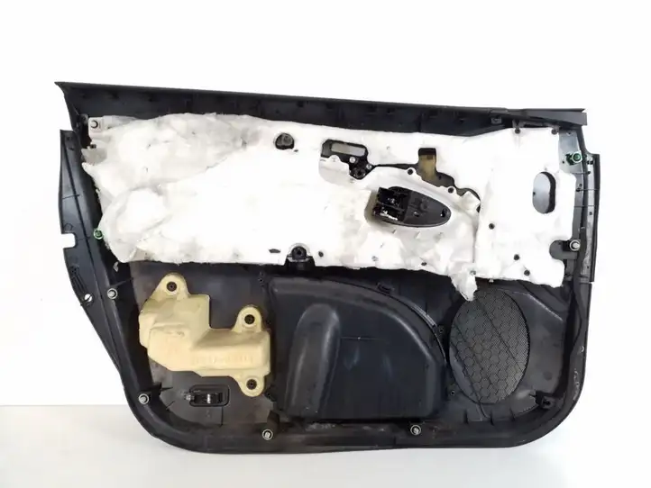 Toyota Avensis T270 (2009 - 2012) 67610-05650 Обшивка передней двери — фото 2
