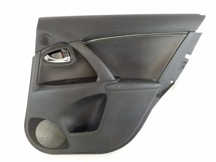 Toyota Avensis T270 (2009 - 2012) 67630-05B40 Обшивка задней двери — фото 1