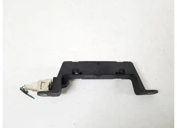 Toyota Avensis T270 (2009 - 2012) 89997-30070 GPS антенна — фото 2