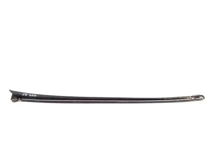Mercedes-Benz C W204 (2007 - 2014) A2046907462 Накладка стоек лобового стекла — фото 3