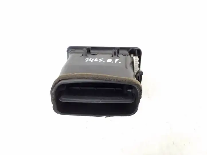 Toyota Corolla E120 E130 (2004 - 2007) 55650-02020 Боковой воздушный дефлектор — фото 2