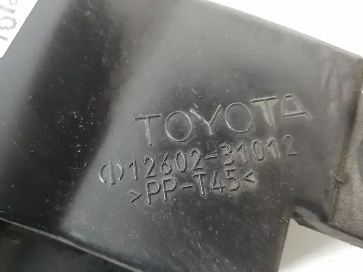 Lexus GS 300 350 430 450h (2004 - 2007) 12602-31012 Другая часть кузова — фото 2